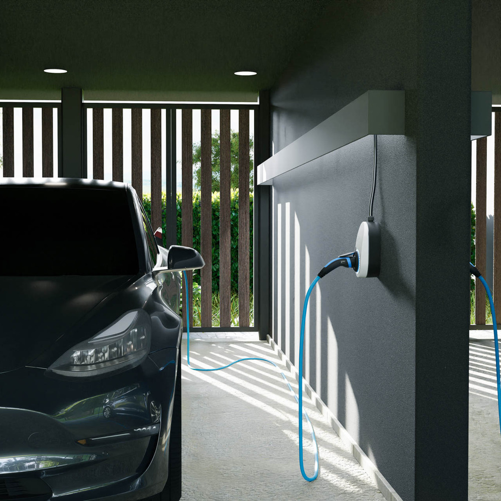 Wallbox go-e Charger Gemini 22 kW charges Tesla