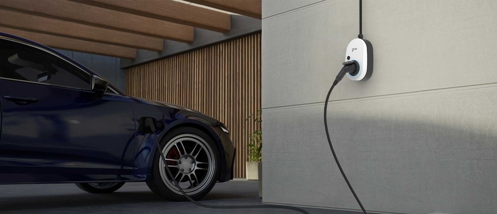Wallbox go-e Charger Gemini 2.0 11 kW next to electric vehicle