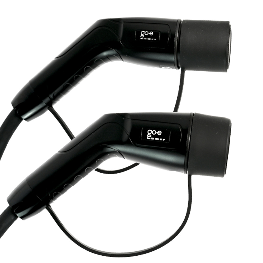 Type 2 cable black (up to 22 kW) 7.5 m | plugs Type 2 cable black (up to 22 kW) 7.5 m | plugs